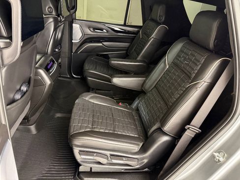 Used 2024 Cadillac Escalade V w/ LPO, ONYX Package AWD/4WD image 31