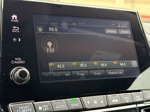 Used 2024 Honda Odyssey Touring image 19