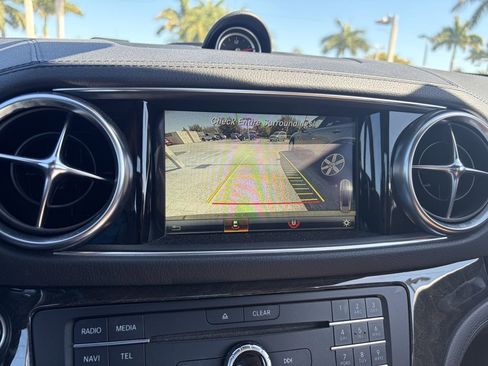 Used 2017 Mercedes-Benz SL 450 image 16