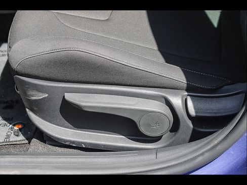 Certified 2026 Hyundai Elantra Sport FWD image 25