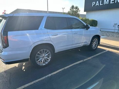 Used 2022 Cadillac Escalade Premium Luxury w/ Performance Package AWD/4WD image 1