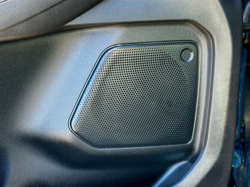 Used 2020 Ford Escape SE Sport image 23