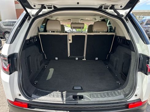 Used 2021 Land Rover Discovery Sport S image 19