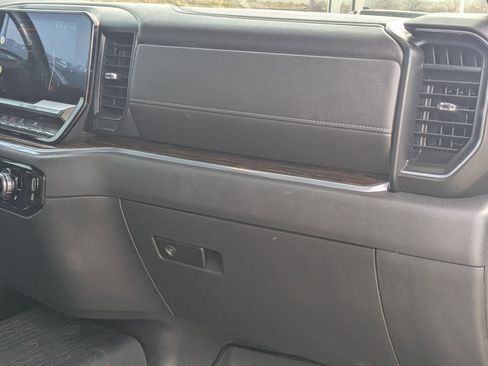 Used 2022 GMC Sierra 1500 Elevation w/ LPO, Elevation Black Package image 34