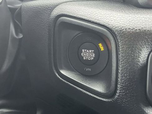 Used 2024 Jeep Wrangler Sport image 29