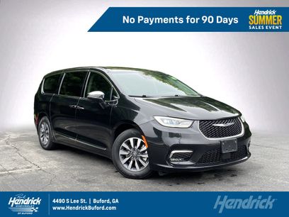 Used 2023 Chrysler Pacifica Limited