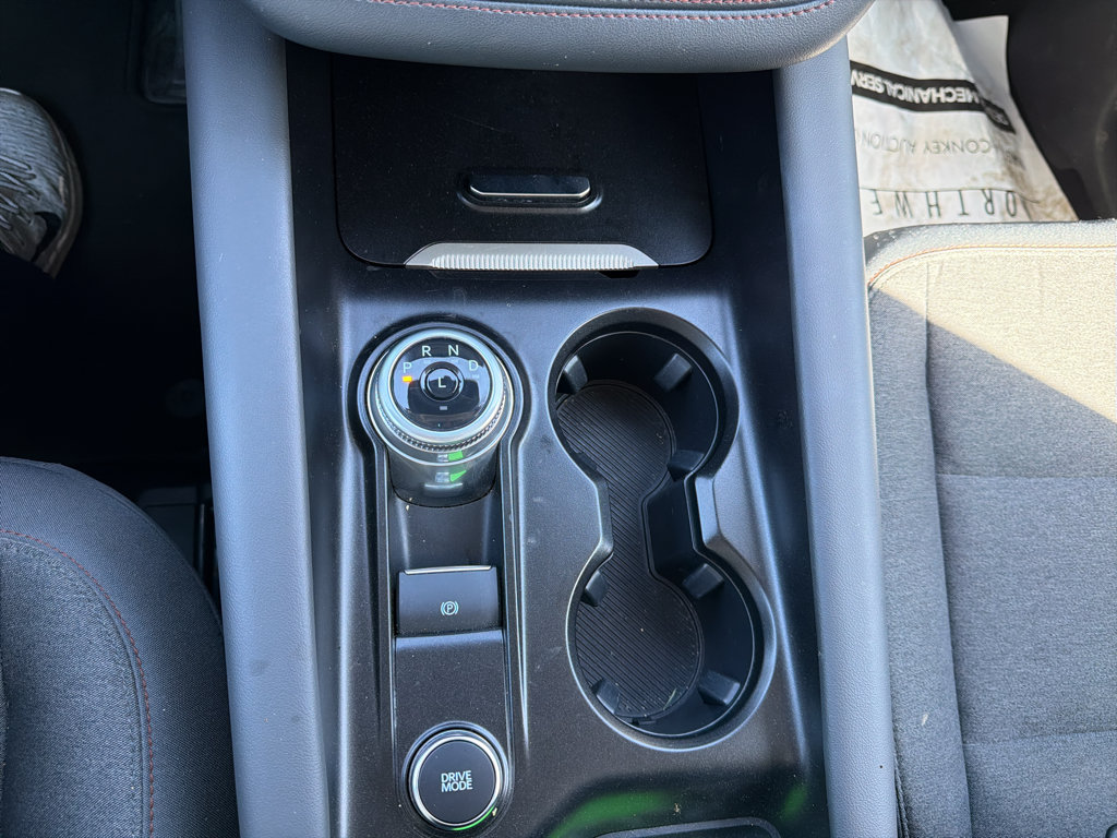 Used 2025 Ford Explorer Active AWD/4WD image 29