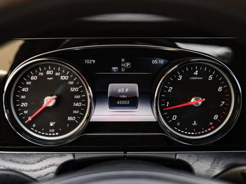 Used 2017 Mercedes-Benz E 300 image 18
