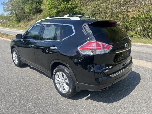 Used 2014 Nissan Rogue SV AWD/4WD image 4