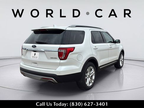 Used 2016 Ford Explorer XLT w/ Equipment Group 202A image 17