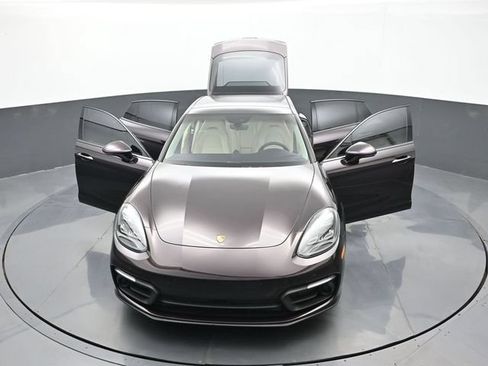 Certified 2023 Porsche Panamera 4 Platinum Edition AWD/4WD image 33