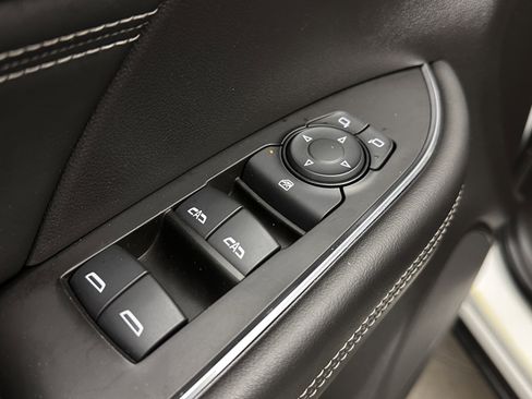 Used 2021 Buick Envision Preferred FWD image 11