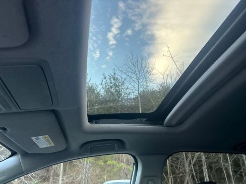 Used 2018 Honda CR-V Touring image 24