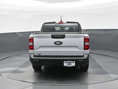 New 2025 Ford Maverick XLT w/ XLT Luxury Package image 8