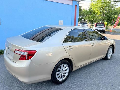 Used 2012 Toyota Camry FWD image 7