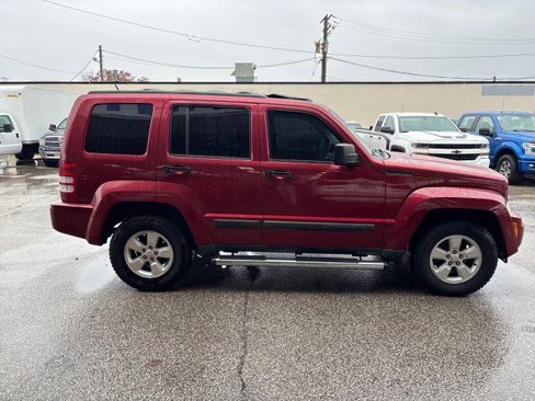 Used 2011 Jeep Liberty Sport w/ Popular Equipment Group image 4