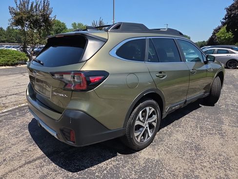 Used 2022 Subaru Outback Limited AWD/4WD image 6