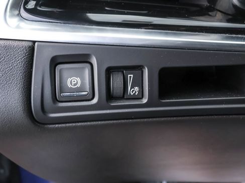 Used 2024 Cadillac XT6 Premium Luxury AWD/4WD image 18