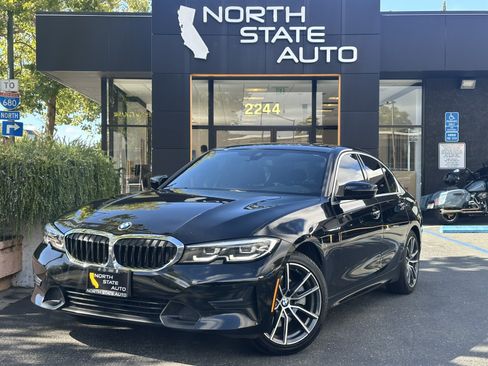 Used 2019 BMW 330i Sedan w/ Convenience Package RWD image 1
