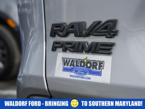 Used 2021 Toyota RAV4 XSE w/ Protection Package (TMS) image 9