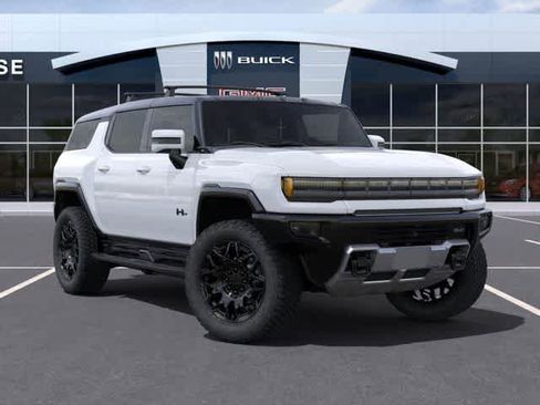 New 2025 GMC Hummer EV 3X w/ LPO, Roof Cross Rail Package image 8
