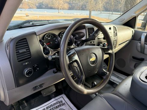 Used 2013 Chevrolet Silverado 3500 W/T w/ Skid Plate Package image 14