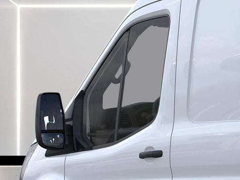 New 2026 Ford Transit 250 148 Medium Roof w/ Load Area Protection Package RWD image 19