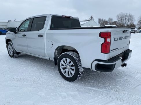 Used 2021 Chevrolet Silverado 1500 Custom w/ LPO, Dark Essentials Package image 5