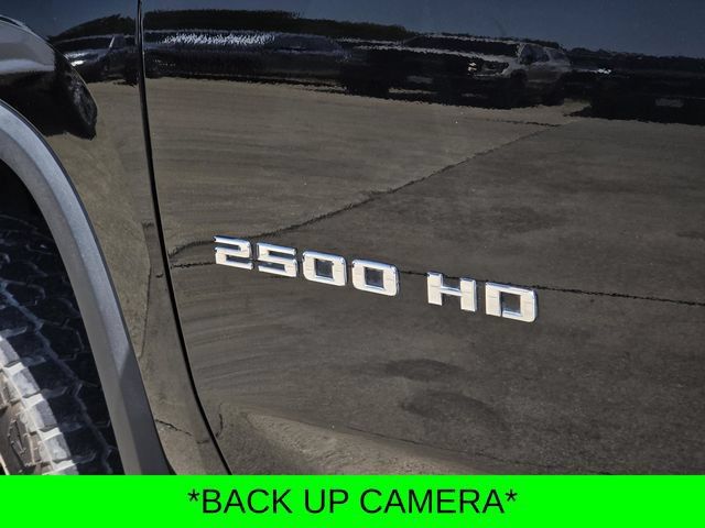 Used 2022 Chevrolet Silverado 2500 High Country w/ Z71 Off-Road Package AWD/4WD image 11