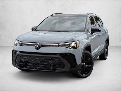 New 2026 Volkswagen Taos SE FWD image 1
