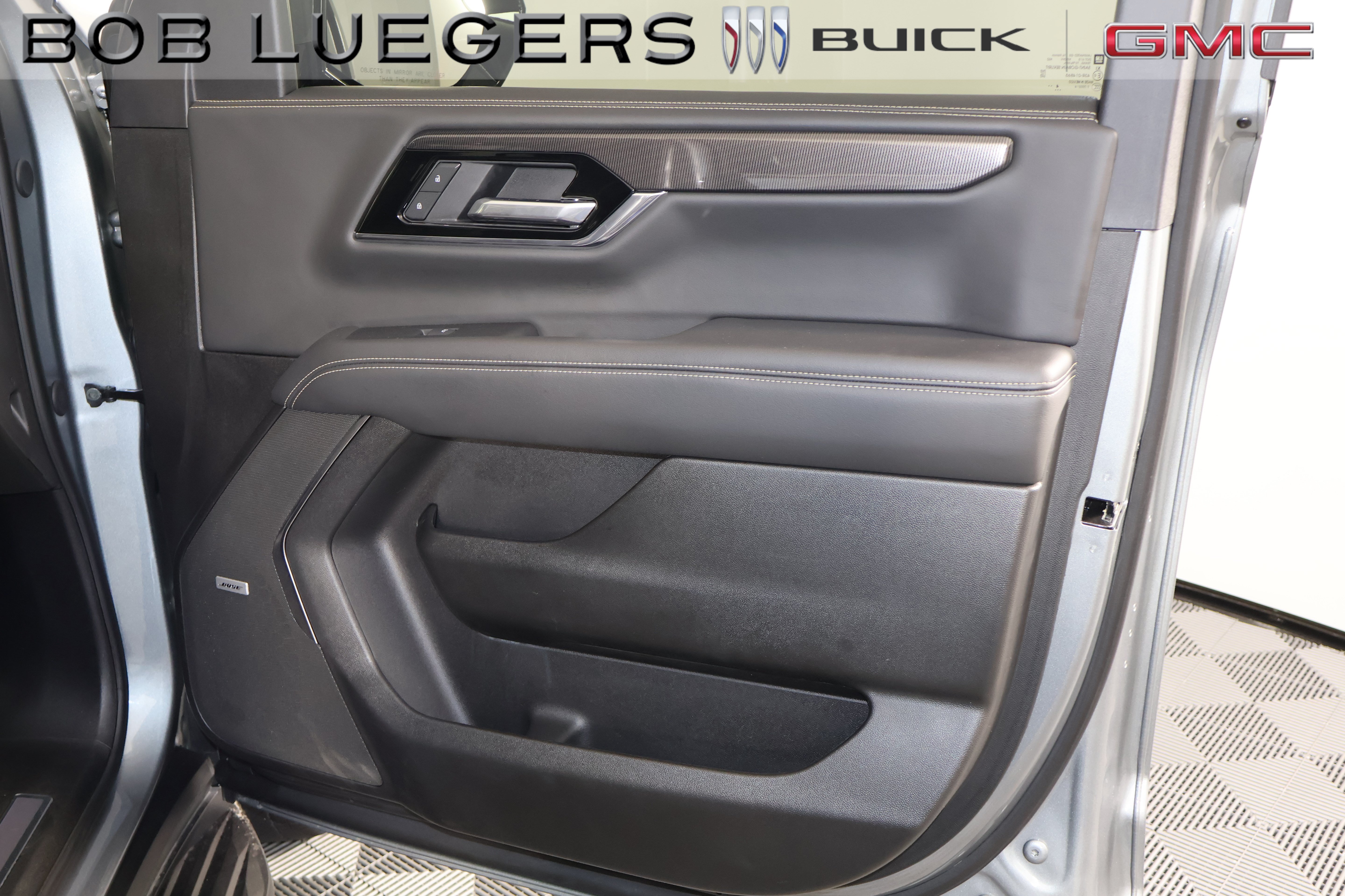 Certified 2025 GMC Yukon XL Elevation w/ Elevation Premium Package AWD/4WD image 19