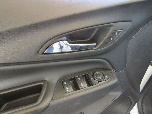 Used 2024 Chevrolet Equinox LT AWD/4WD image 22