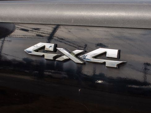 Used 2016 Nissan Frontier SV w/ SV Value Truck Package image 10