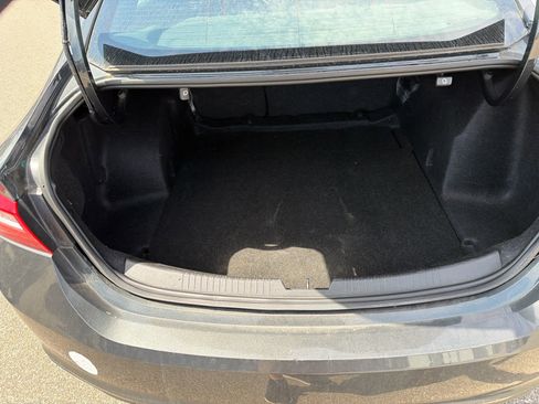 Used 2018 Chevrolet Malibu LT image 7