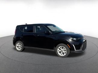 Used 2025 Kia Soul LX w/ LX Technology Package FWD video 2
