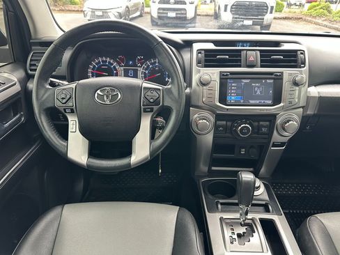 Used 2019 Toyota 4Runner SR5 Premium AWD/4WD image 16