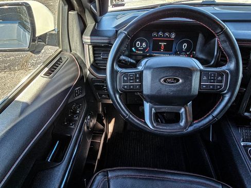 Used 2023 Ford Expedition Limited image 34