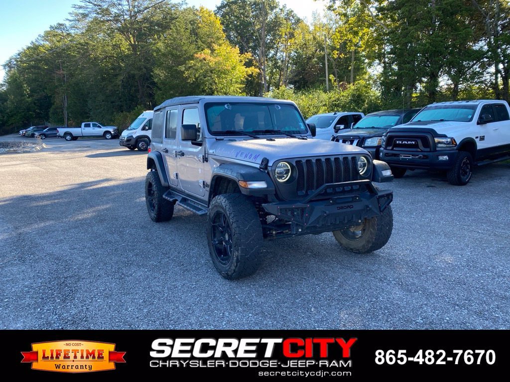 Used 2021 Jeep Wrangler Unlimited Sport AWD/4WD image 3