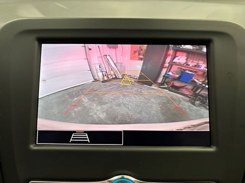 Used 2022 Chevrolet Equinox RS image 17