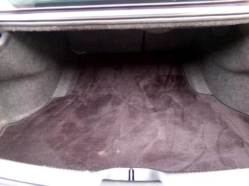 Used 2018 Chrysler 300 Limited image 41