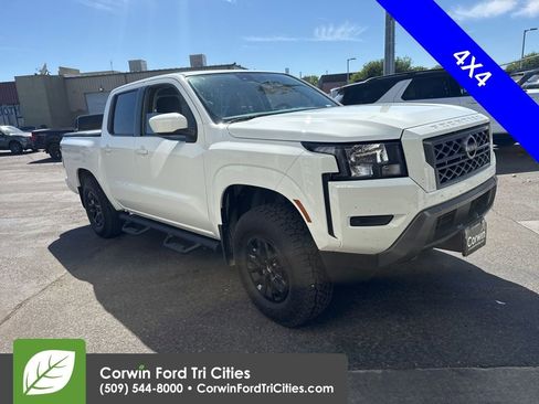 Used 2024 Nissan Frontier SV w/ Tow Package AWD/4WD image 1