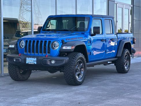 Used 2020 Jeep Gladiator Rubicon w/ Trailer Tow Package AWD/4WD image 7
