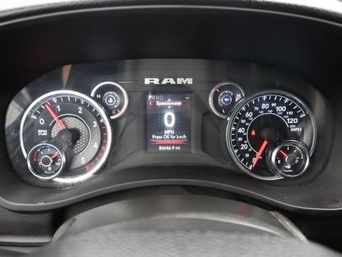 Used 2024 RAM 2500 Big Horn w/ Off Road Package AWD/4WD image 39