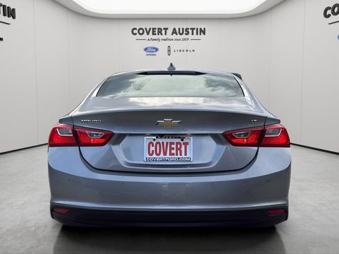 Used 2025 Chevrolet Malibu LT image 4