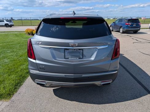 Used 2021 Cadillac XT5 Premium Luxury AWD/4WD image 7