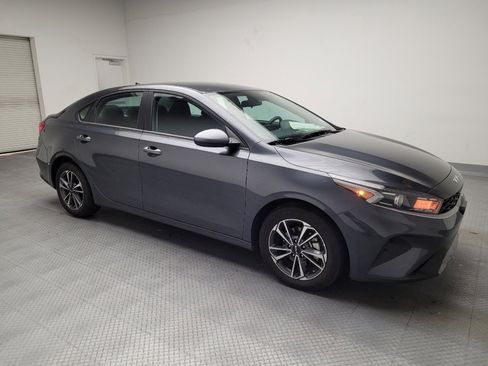 Used 2024 Kia Forte LXS image 11