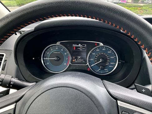 Used 2017 Subaru Crosstrek 2.0i Premium AWD/4WD image 22