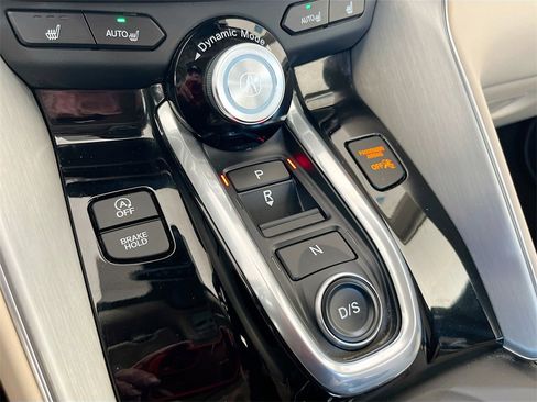 Used 2024 Acura TLX w/ Technology Package image 17