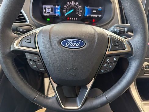 Certified 2024 Ford Edge SEL w/ Convenience Package image 26