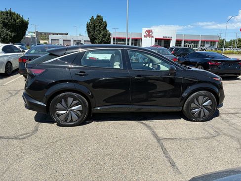 Used 2023 Nissan Ariya AWD image 2